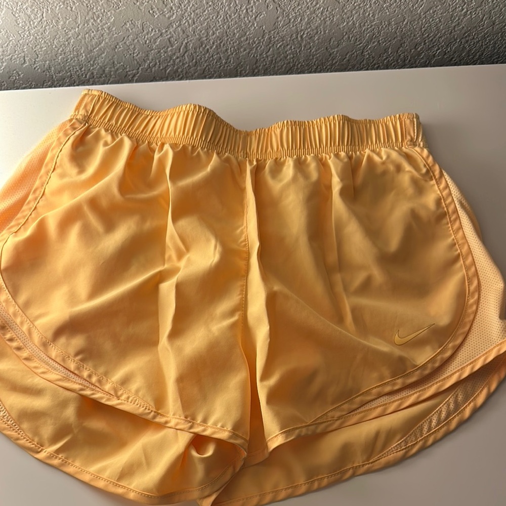 Nike Yellow Athletic Shorts Lightweight Moisture-Wicking